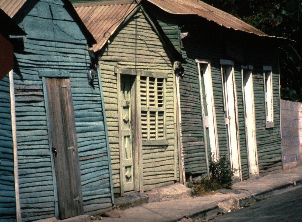Dominican Republic (1992)