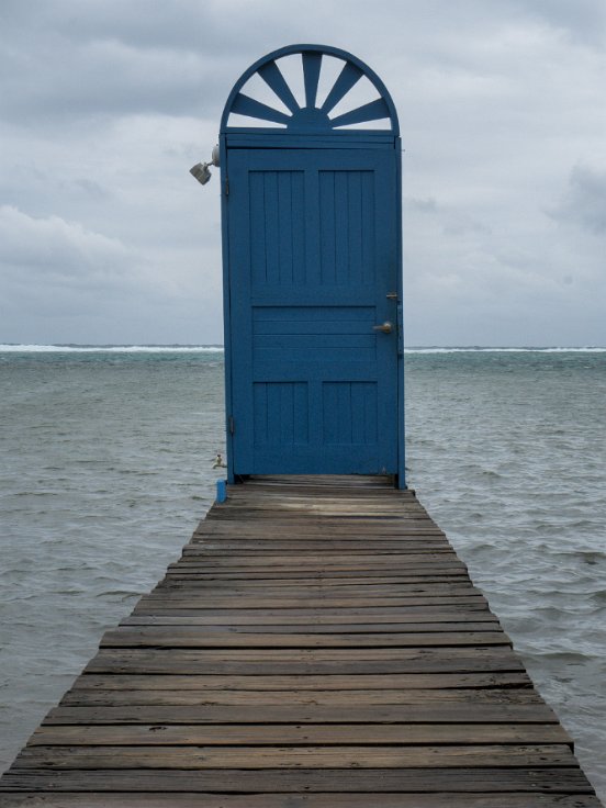 La Puerta Azul